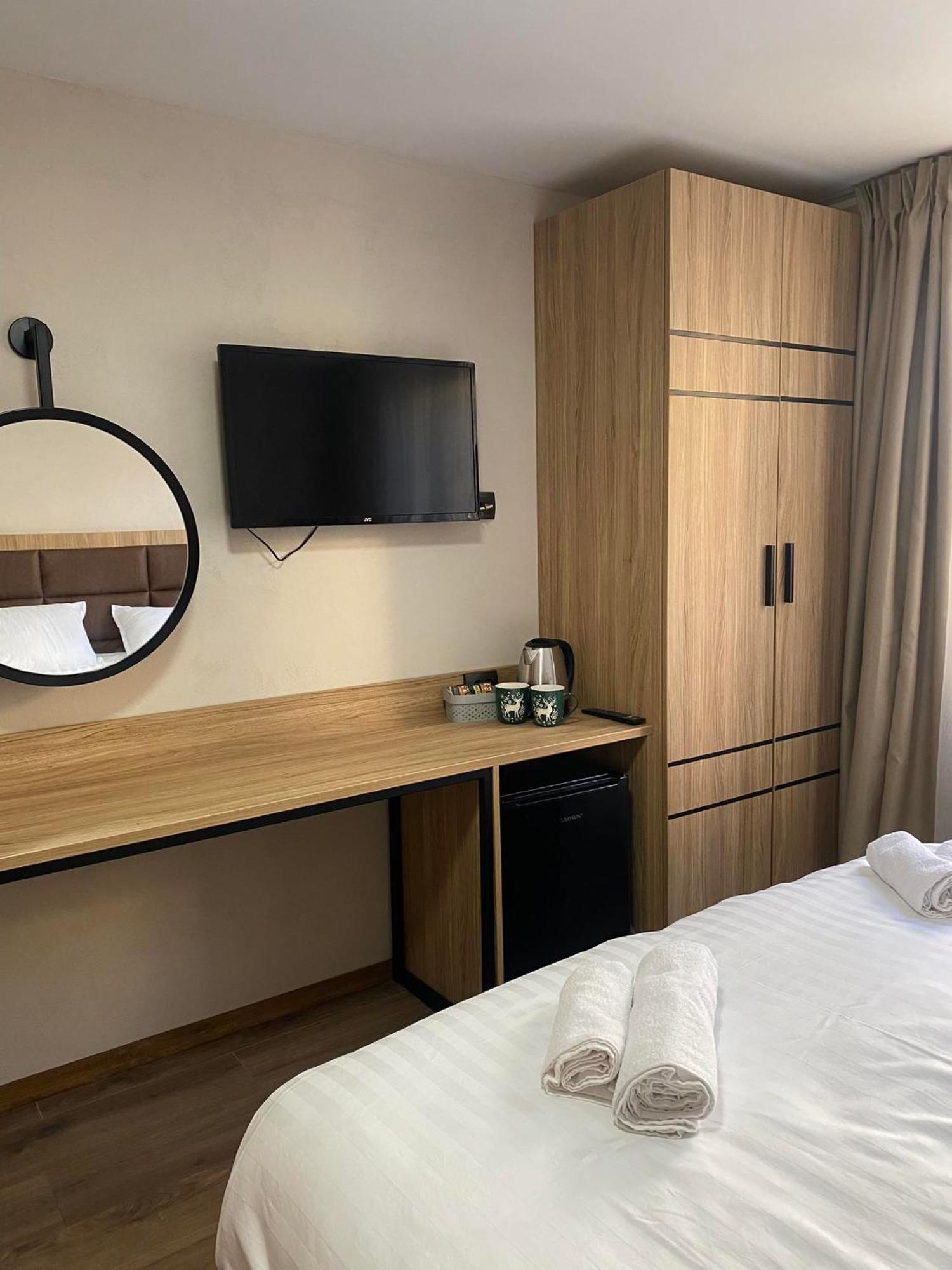 Deers Hotell Bansko Exteriör bild